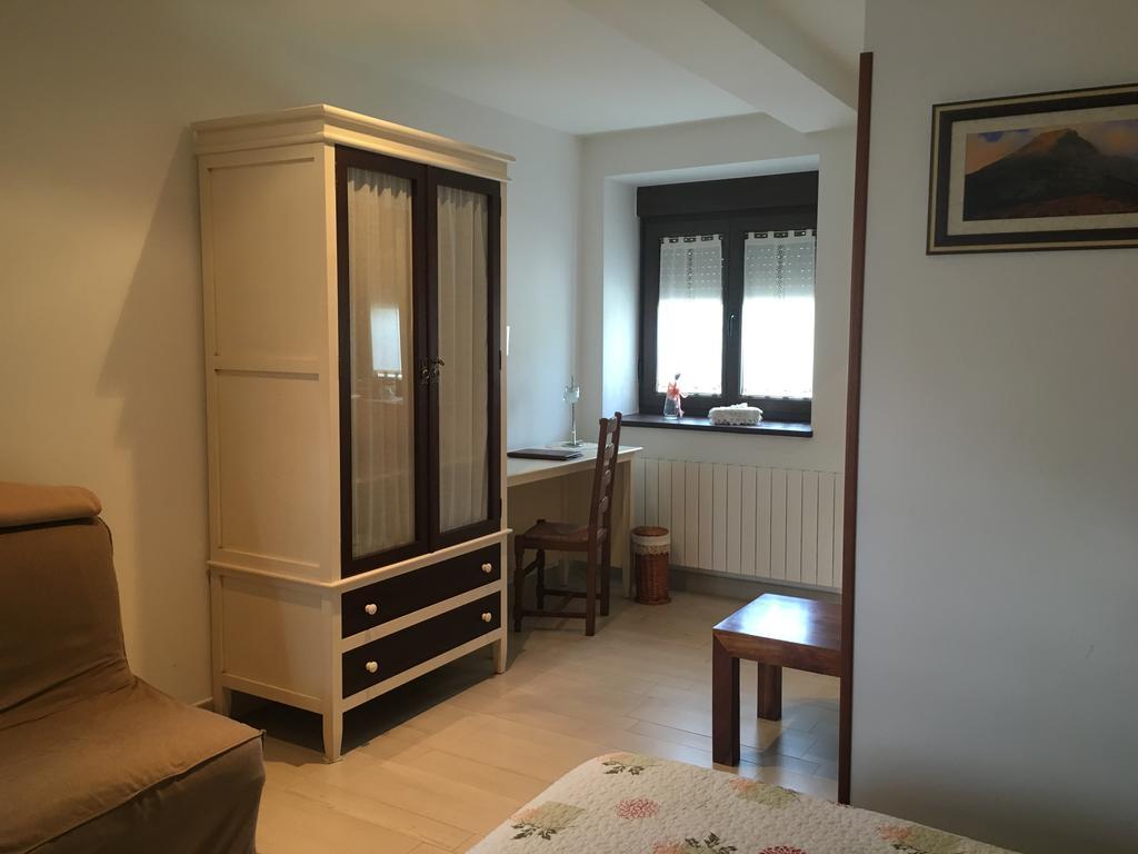 Burdi -Kurutze Pension Urquiola ภายนอก รูปภาพ